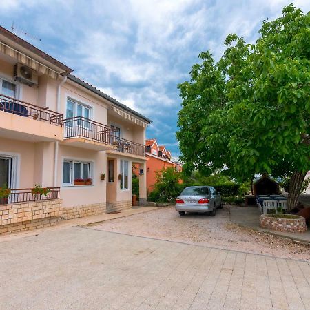 689 Banjol Apartment Exterior photo